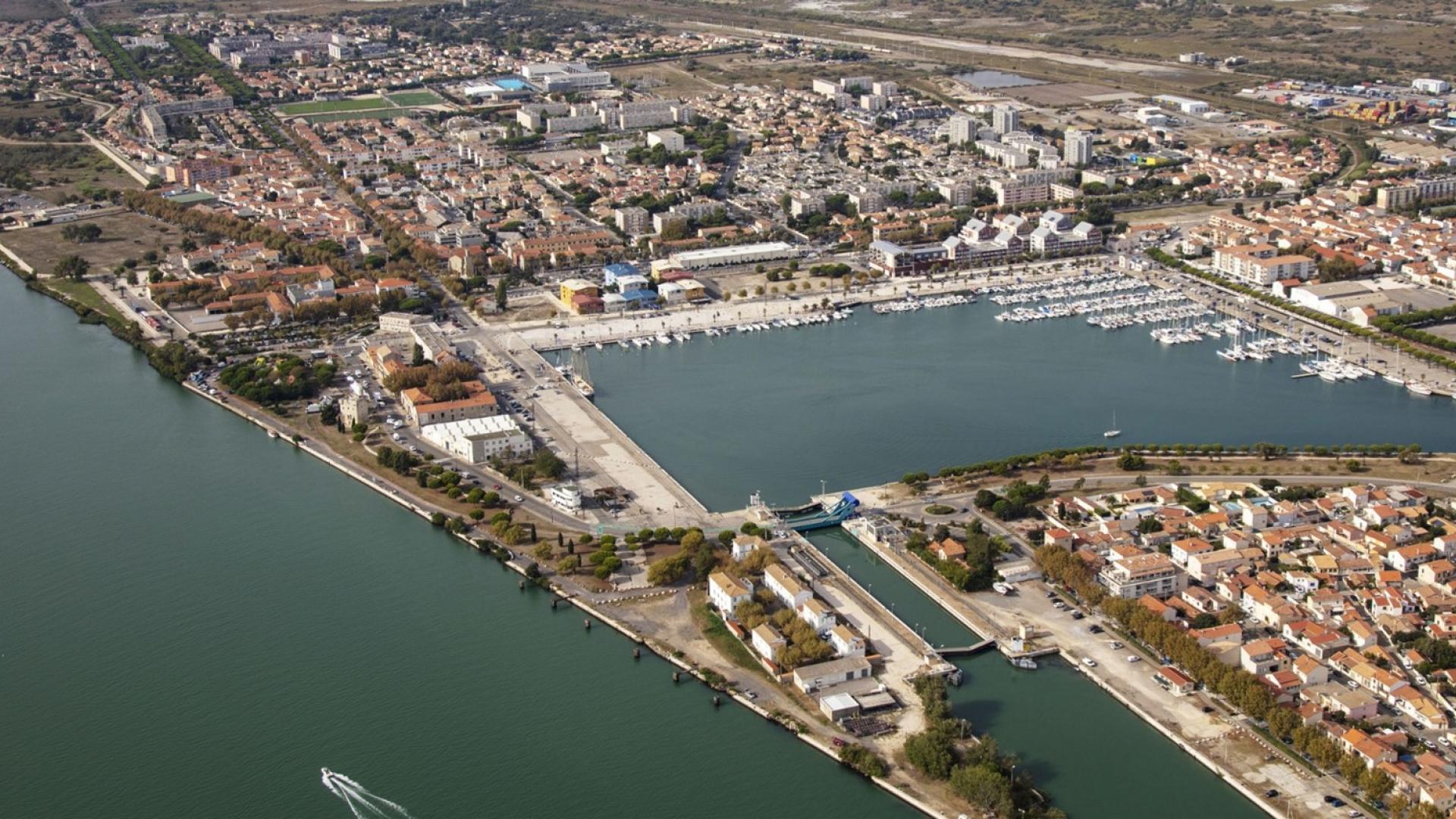 Port Saint Louis